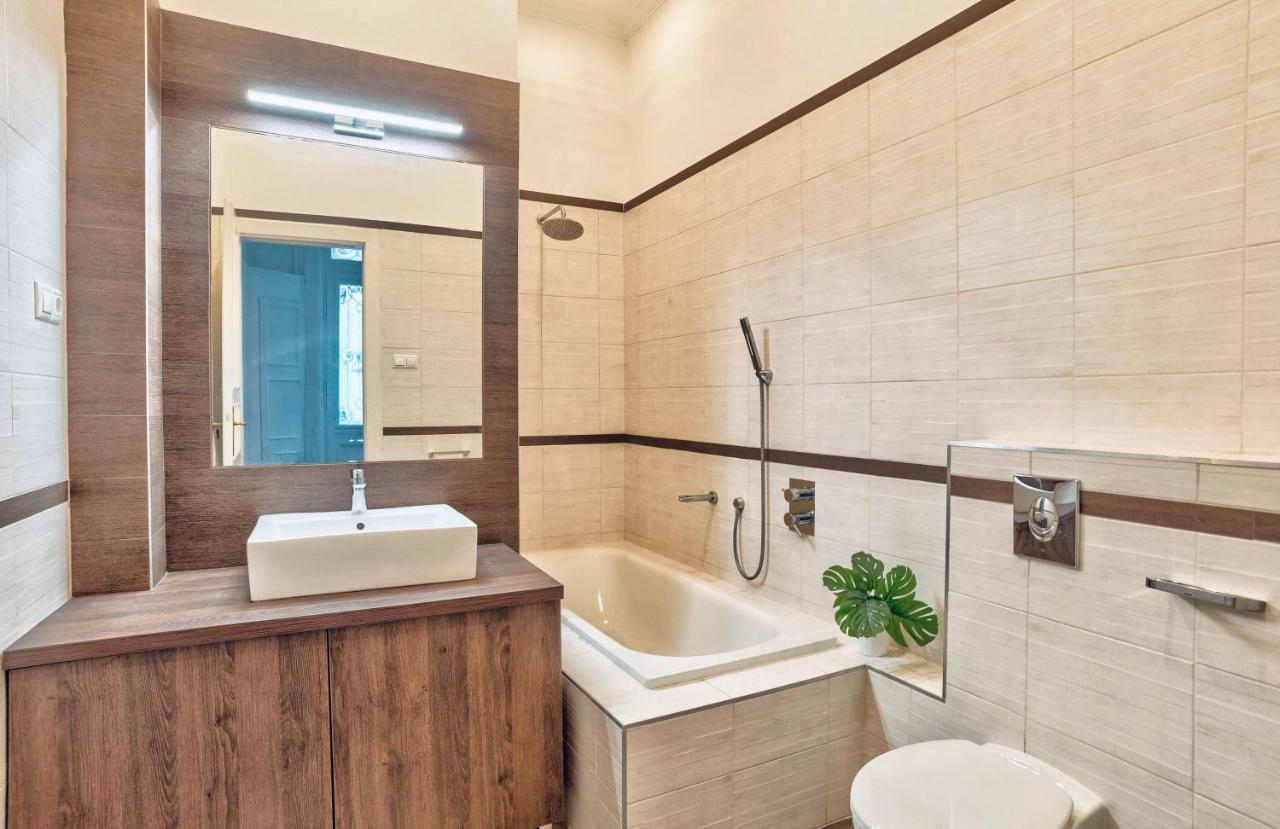 Inn The Downtown Budapest Extérieur photo